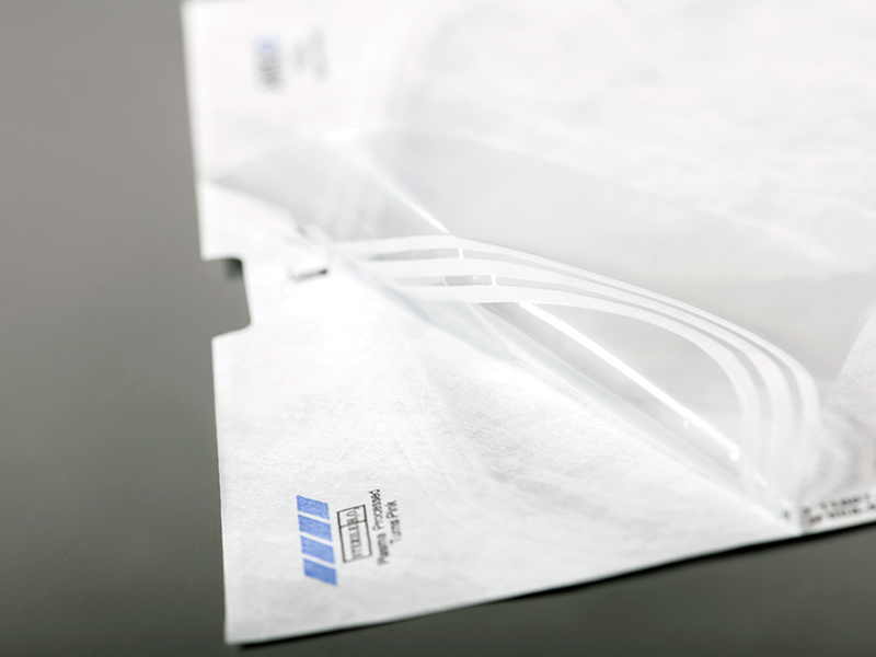 Plochý pouzdro vyrobené z Tyveku